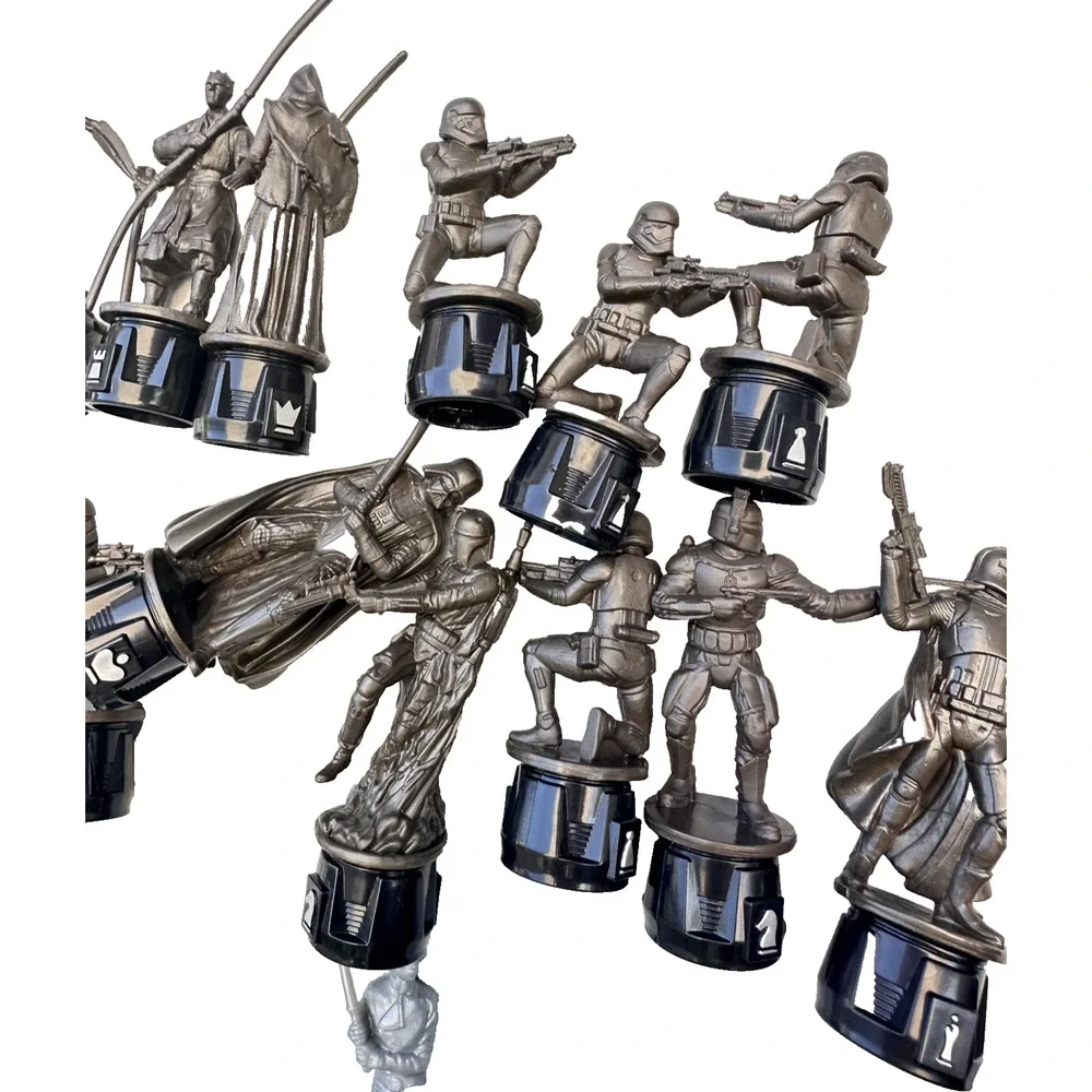 2014 Hasbro Star Wars Chess Figures 29 Pieces